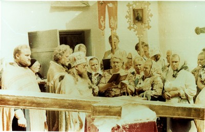 Ольга Дорожко в центре.jpg